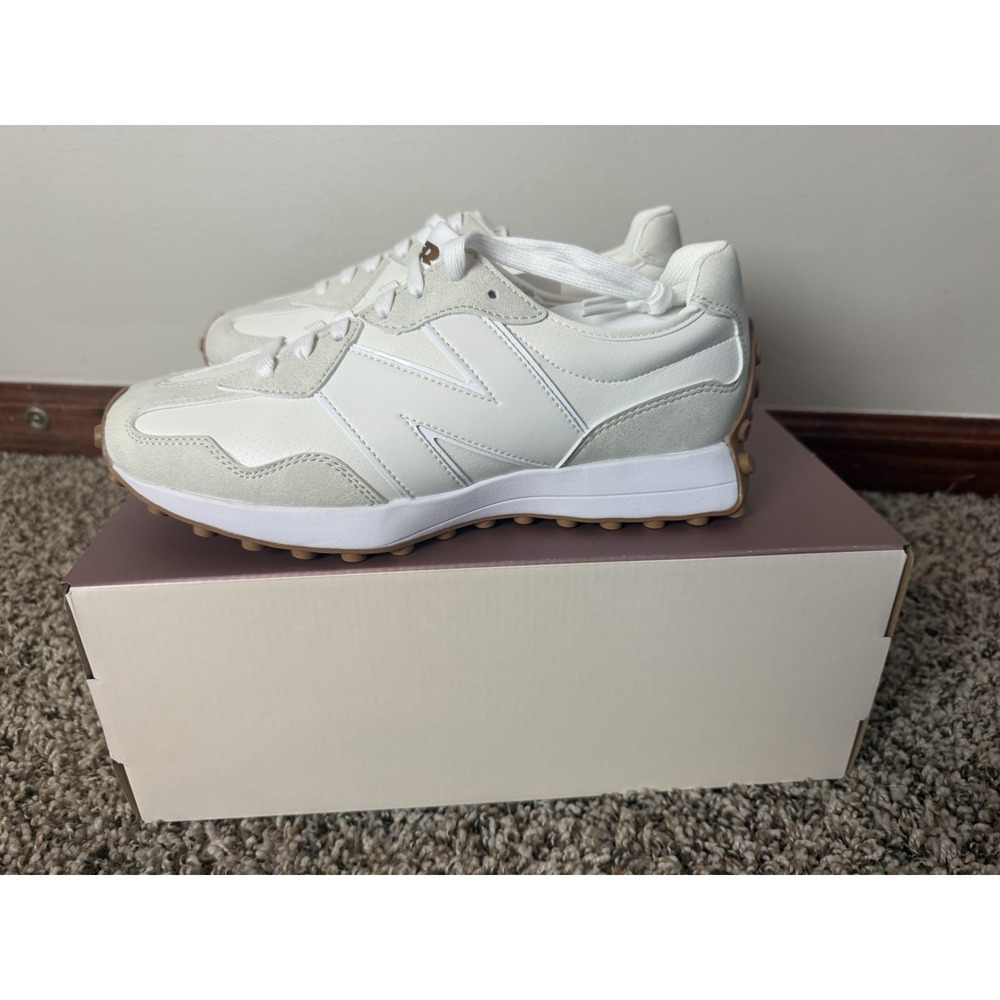 Women's Size 10B New Balance 327 Lifestyle beige and white WG327SD